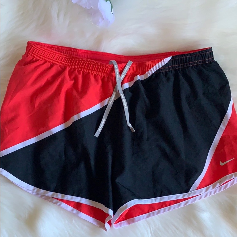 ✔️ Nike Dri-Fit Shorts